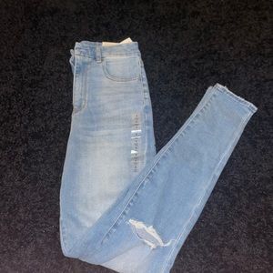 American Eagle High Wasted Jeans (8 Long)
